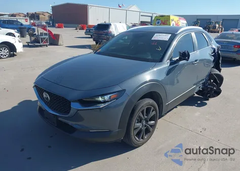 2022 Mazda Cx-30 Carbon Edition z USA, uszkodzony, nr VIN 3MVDMBCL3NM432639